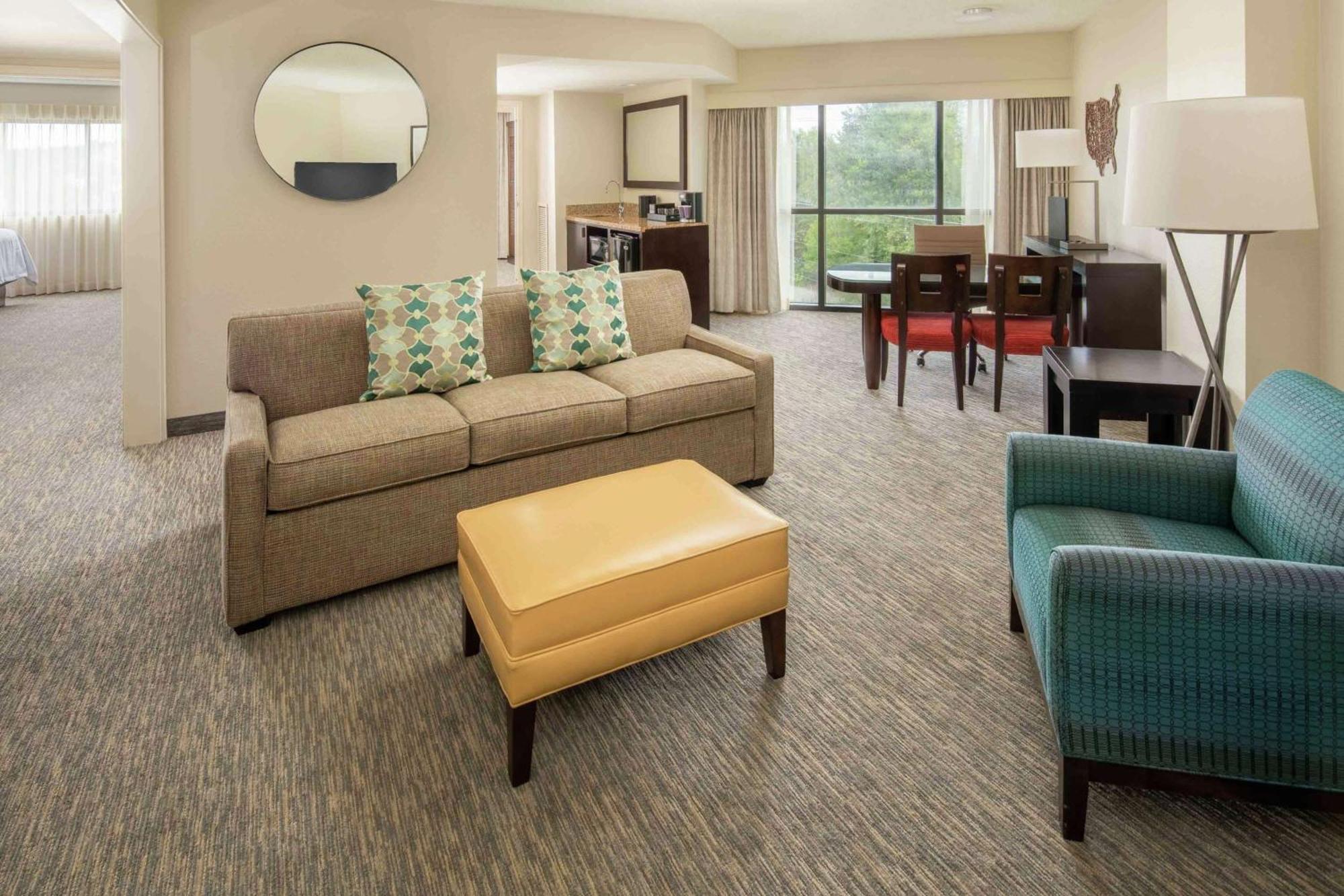 Embassy Suites By Hilton Seattle - Tacoma International Airport Tukwila Exterior photo